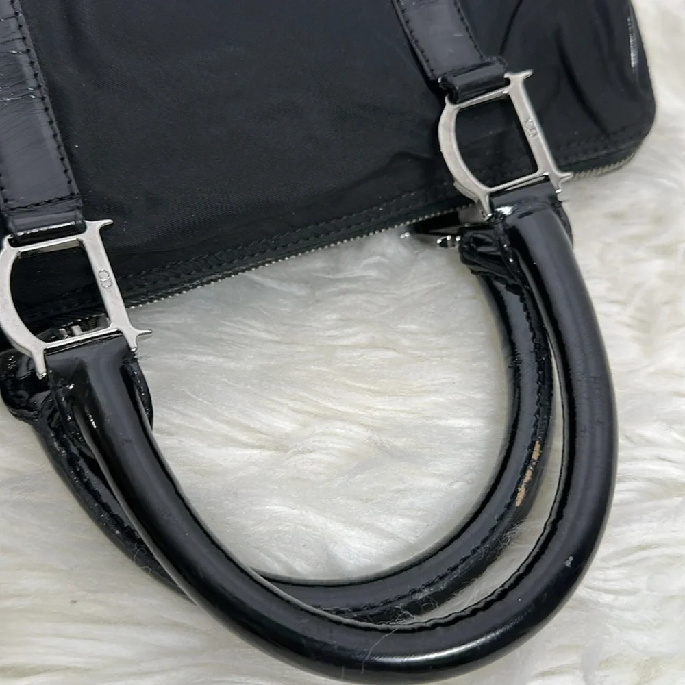 💯 Authentic Dior Handbag🍀 - Picture 17 of 17